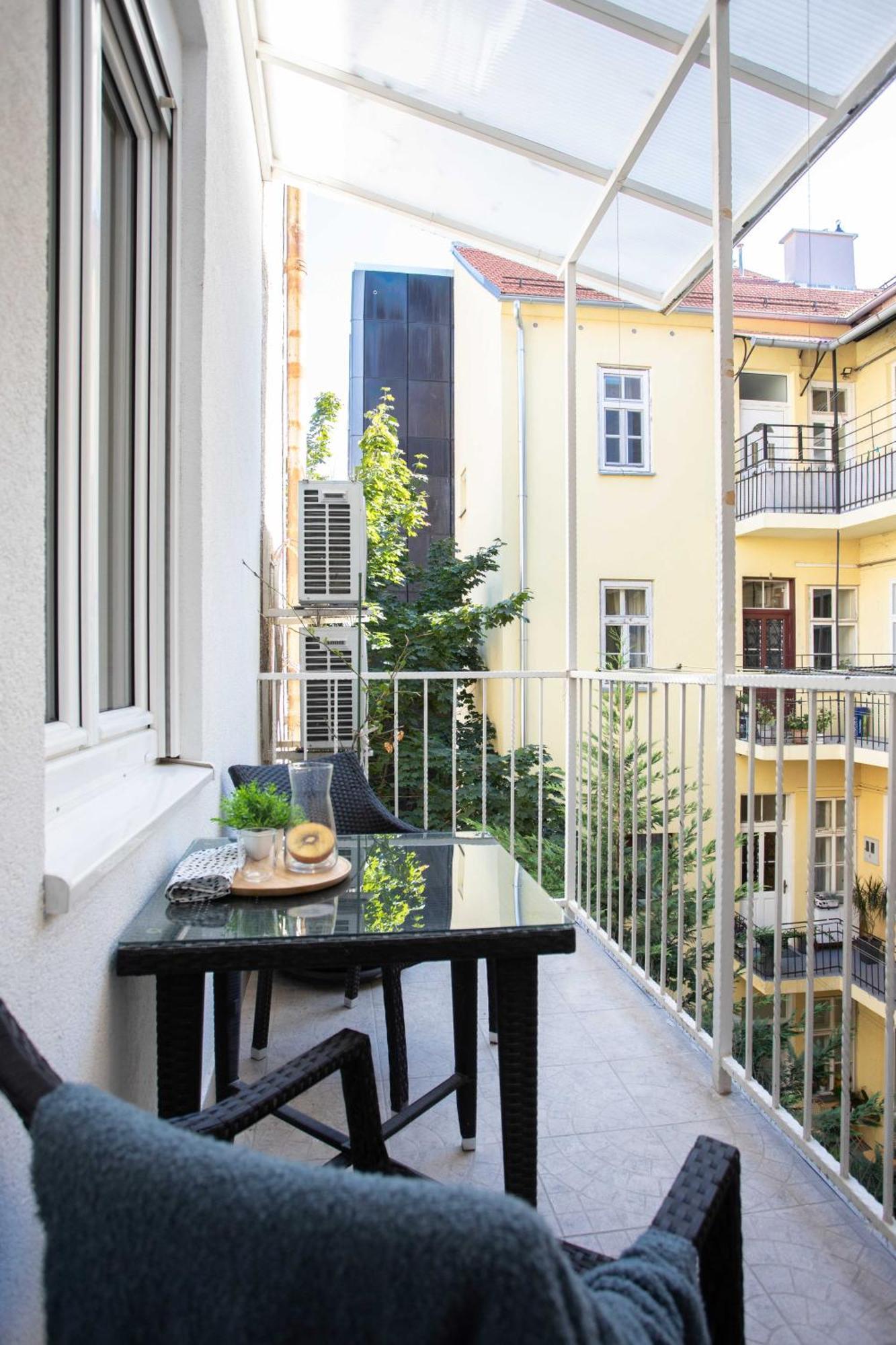 Design And Modern Apartments In Heart Of Ζάγκρεμπ Εξωτερικό φωτογραφία