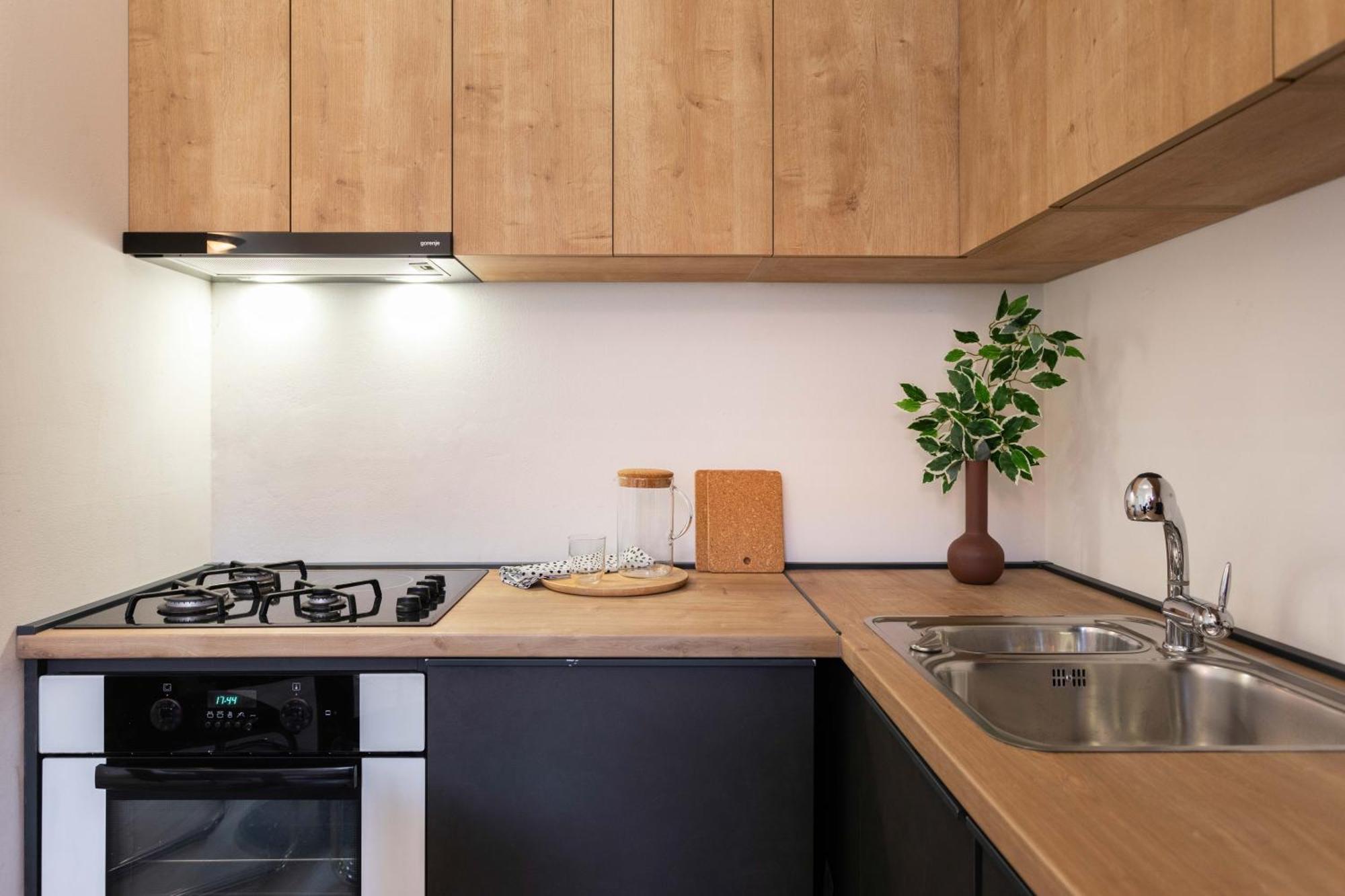 Design And Modern Apartments In Heart Of Ζάγκρεμπ Εξωτερικό φωτογραφία