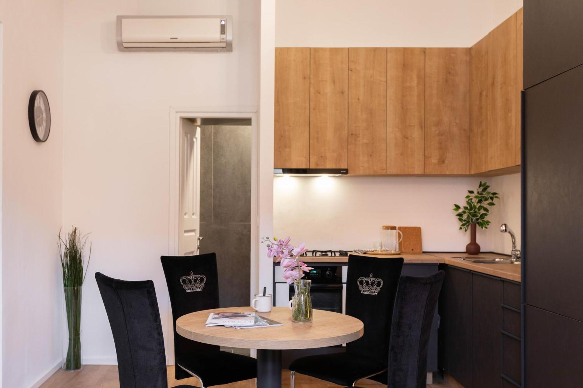 Design And Modern Apartments In Heart Of Ζάγκρεμπ Εξωτερικό φωτογραφία