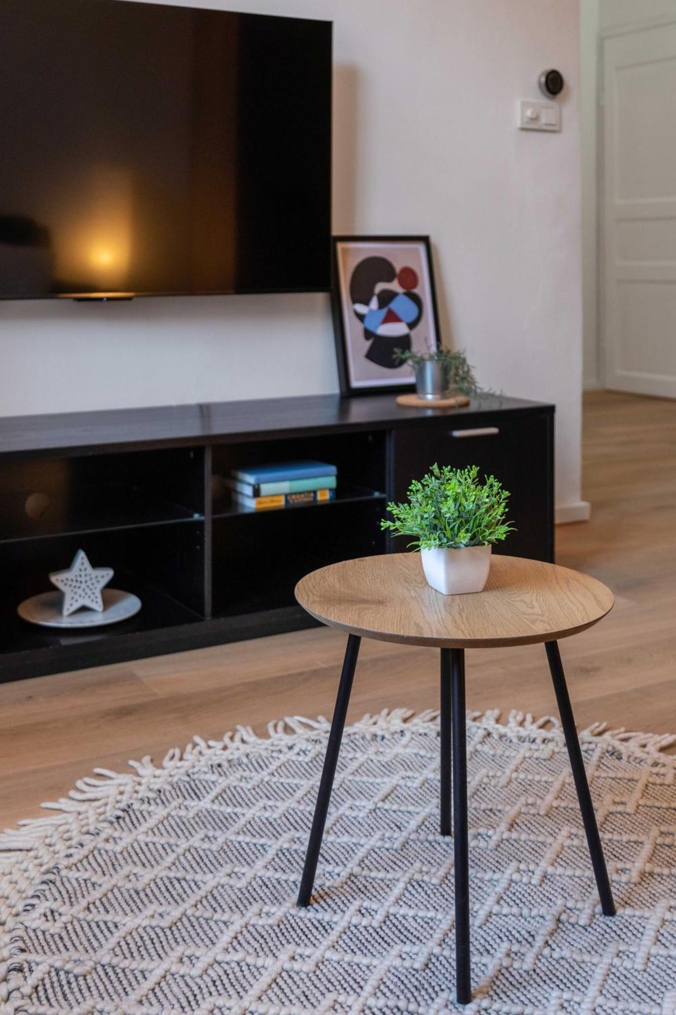 Design And Modern Apartments In Heart Of Ζάγκρεμπ Εξωτερικό φωτογραφία