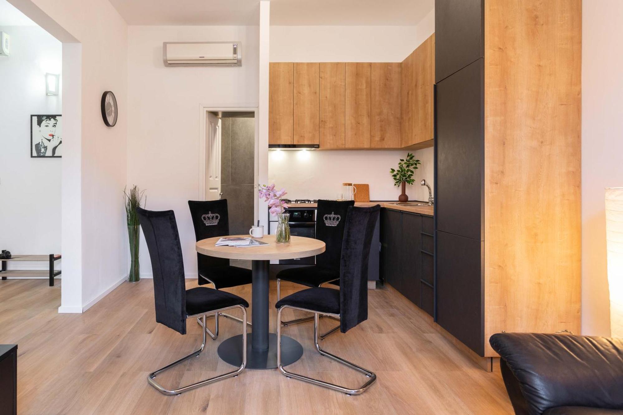 Design And Modern Apartments In Heart Of Ζάγκρεμπ Εξωτερικό φωτογραφία